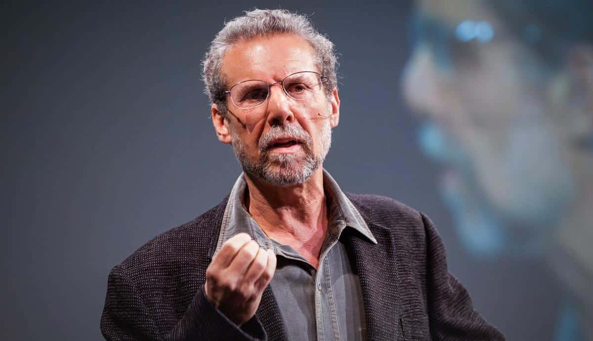 Nhà tâm lý học Daniel Goleman